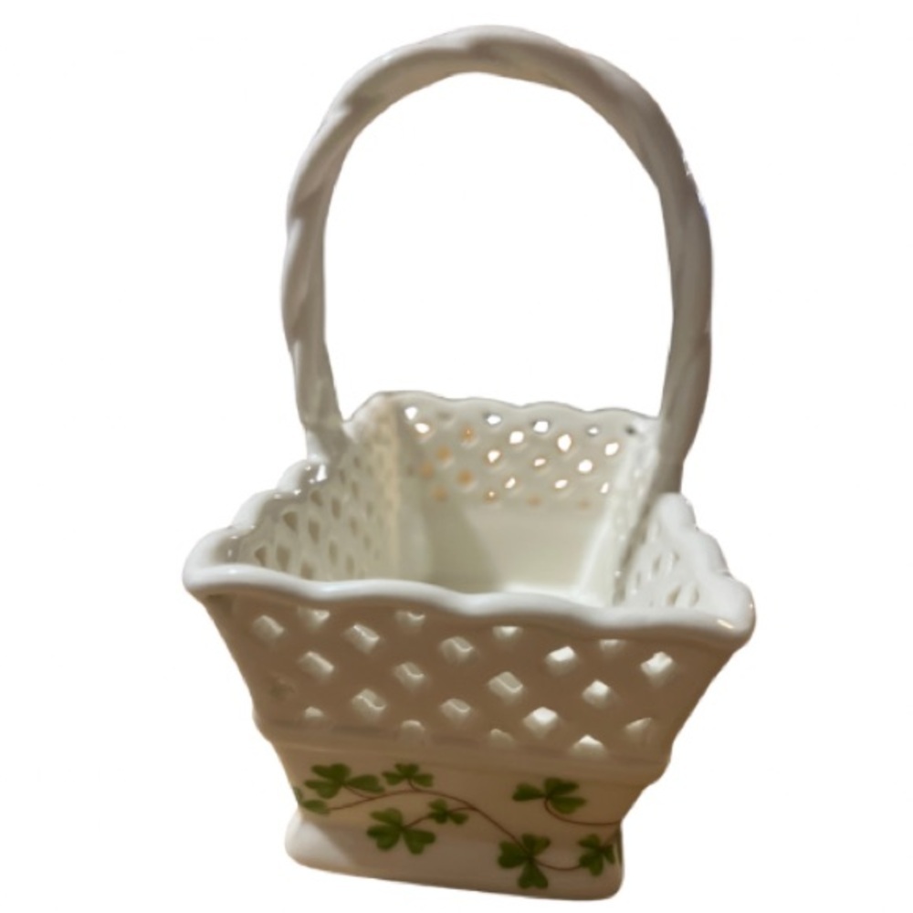 Godinger, ShannoN Porcelain Basket Shamrock Design, 5” NIB - Picture 7 of 11